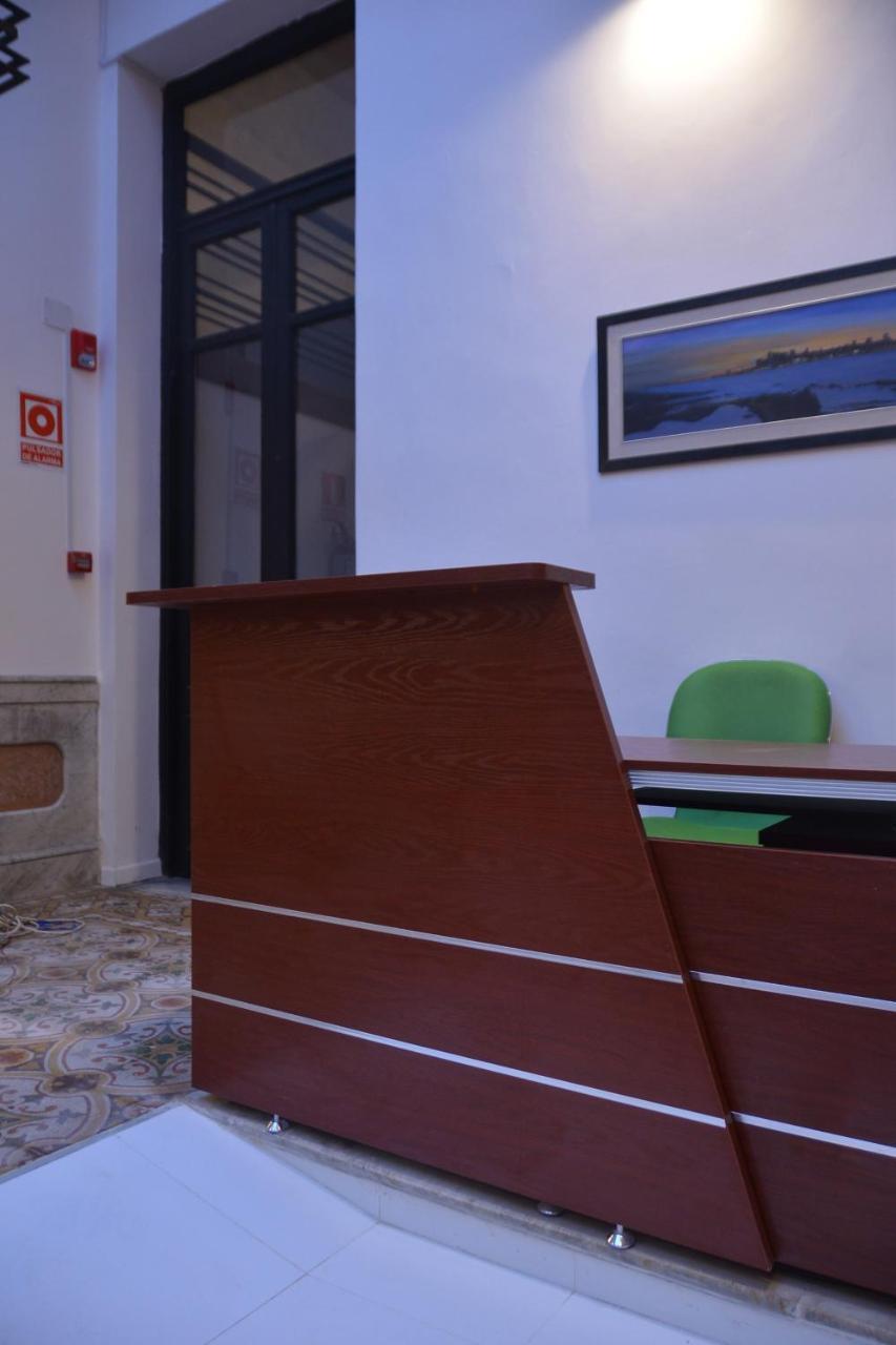 Piano Sur Hostel Montevideo Luaran gambar